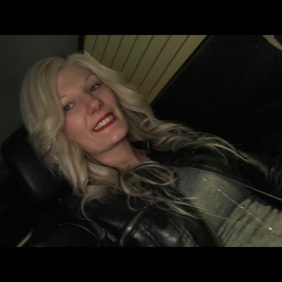 Meet your Posher, Lance - Picture 1 of 1